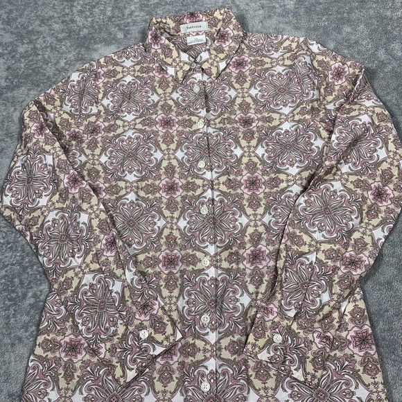 Van Heusen Damask Pattern Button Pocket Blouse Shirt Size Small Petite Women’s - Picture 3 of 12